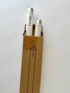 lot 239 image: T8 Fluorescent Light Bulbs G13 Base 15 Wattage 2 Pack - Retail $15