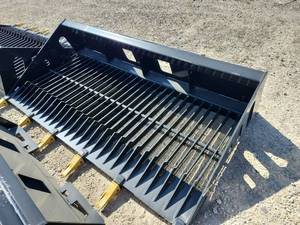 lot 2420 image: Unused Wolverine Skid Steer SkeletonRock Bucket  SB72 -