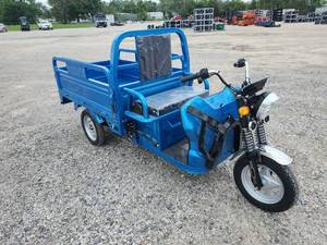lot 7087 image: Captok Three-Wheeled Electric Vehicle  CK-EC15