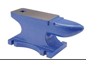lot 3179 image: Suihe Cast Iron Anvil  200LB