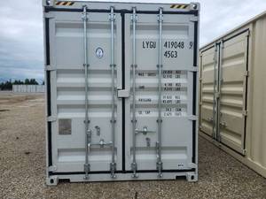 lot 2194 image: 40 High Cube Storage Container, APPROX 102 TALL X 96 WIDE X 40 DEEP  LYGU4190489