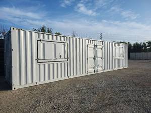 lot 3007 image: Unused Suihe 40 Side Opening Shipping Container  Concession Style  3 Side Access Doors  LYPU0228237&nbsp