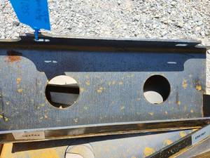 lot 7052 image: Captok  Mini Skid Steer Mounting Plate