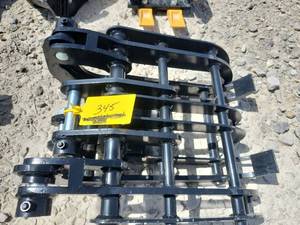 lot 345 image: Unused SDLANCH Mini Skid Steer Wood Grapple Attachment
