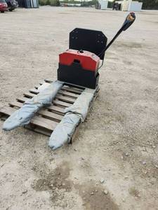 lot 9521 image: SDLANCH Electric Pallet Jack  Model SDLFP30  Broken Key Read Description For More Info
