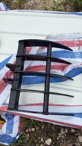 lot 343 image: Mini excavator rake attachment