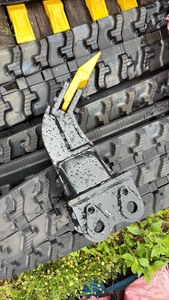 lot 347 image: Mini excavator ripper attachment