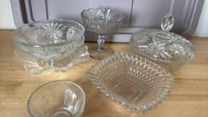 lot 1139 image: Crystal Cut Glass Serving Set with Bowls and Compote
