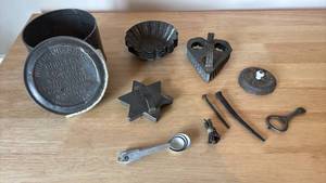 lot 1209 image: Ridenour Baker Grocery Company Metal Baking Molds and Kitchen Collectibles