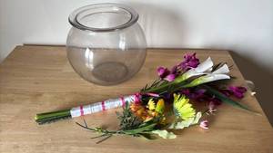 lot 1218 image: Fish Bowl and Faux Flowers
