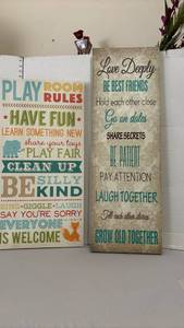lot 1242 image: Decorative Wall Art Signs with Inspirational Sayings