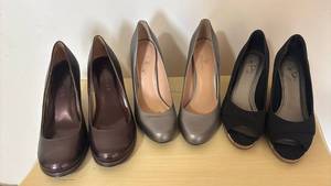 lot 1401 image: Ladies Heels size 9 to 9.5