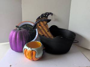 lot 3002 image: Halloween Decorations with metal moon, purples pumpkin, sports Pumpkin, Cauldron and Plate