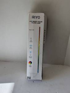 lot 3042 image: Riyo floor lamp
