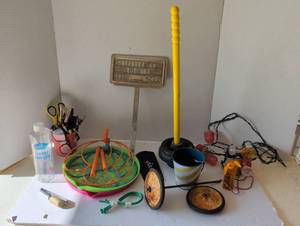 lot 3043 image: Garage item lot