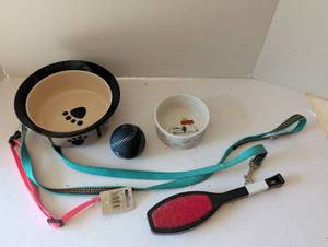 lot 3051 image: Pet Dog Accessories Bundle Set