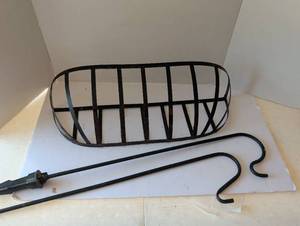 lot 3056 image: Metal planter and Shepherds hooks