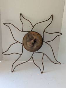 lot 3058 image: Metal Sun Wall Art Sculpture