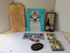 lot 3104 image: Home Decor Mixed Lot