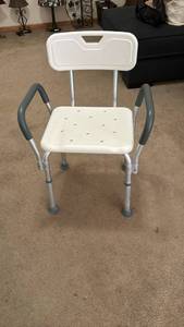 lot 3140 image: Medical Shower Chair with Back and Arms