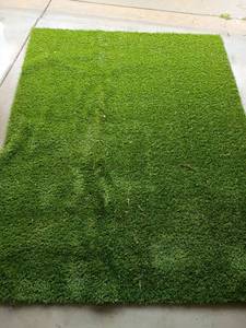 lot 3222 image: 6ft 6in x 5ft  Astro Turf