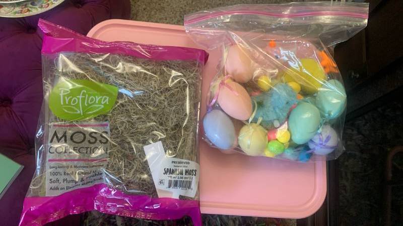 lot 40105 image: Easter Decoration Bundle with Spanish Moss and Plastic Eggs