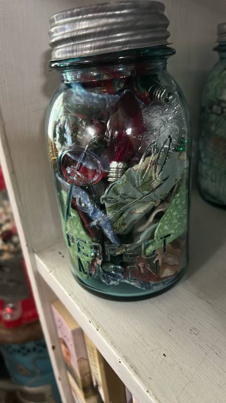 lot 40251 image: Ball Mason Jar Christmas Holiday Ornament Collection