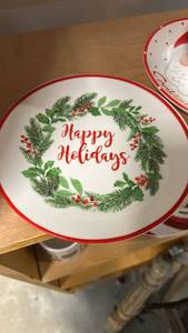 lot 40357 image: Christmas Holiday Wreath Ceramic Plate Set