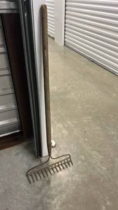 lot 40359 image: Antique Long Handle Metal Garden Rake