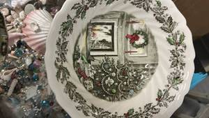 lot 40376 image: Johnson Brothers Christmas Merry Christmas Dinnerware Set