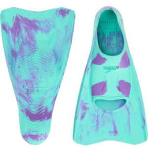 lot 44054 image: Speedo Kids Swimming Fins Size M - Retail $15
