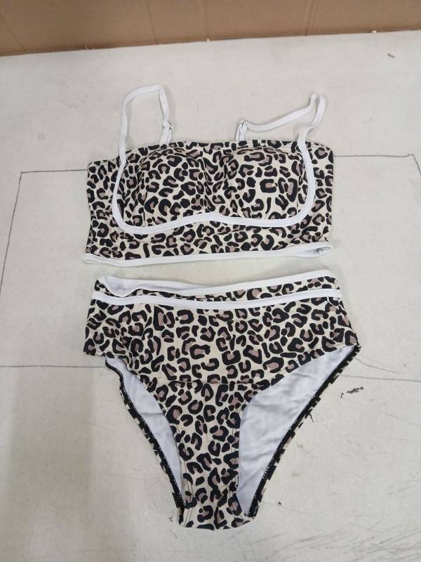 lot 31061 image: Leopard Print Two Piece Bikini Swimsuit Set Small - Retail $15