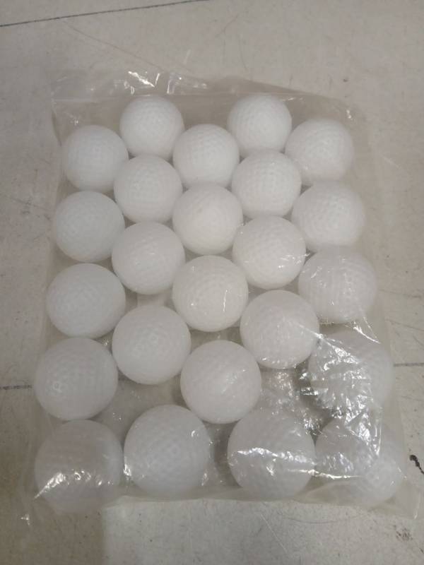 lot 30913 image: Plastic Toy Golf Balls White 24pk