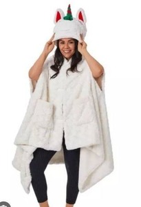 lot 14510 image: Members Mark Cozy Critter Wrap, One Size