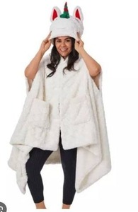 lot 14541 image: Members Mark Cozy Critter Wrap, One Size