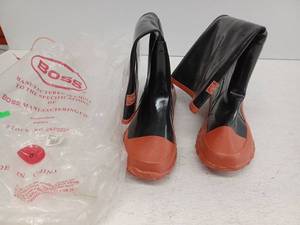 lot 14544 image: Boss Manufacturing Steel Shank Waterproof Rubber Boots