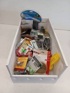 lot 14586 image: Miscellaneous Lot Of Items