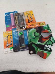 lot 14940 image: Miscellaneous Lot Of Items