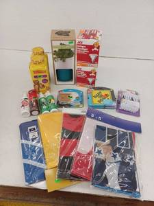 lot 14983 image: Miscellaneous Lot Of Items