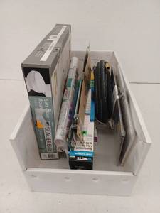 lot 14986 image: Miscellaneous Lot Of Items