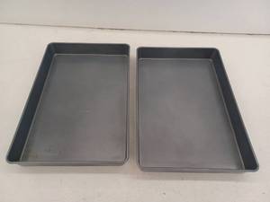 lot 15005 image: Large 12x18 Rectangle Baking Pan, 2 Pack