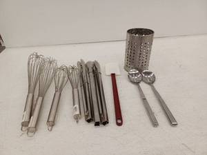 lot 15050 image: Stainless Steel Kitchen Utensil Set with Holder