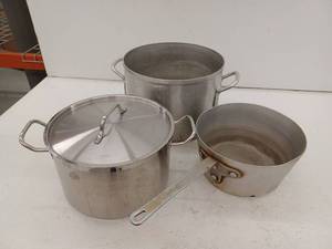 lot 15085 image: 3 Pack Large Cooking Pots