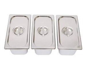 lot 15088 image: 3 Pack Food Warming Dishes, Approximately 7 W x 12.5 D x 4 H