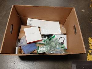 lot 61984 image: Mystery box