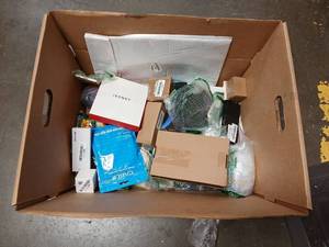 lot 61986 image: Mystery box
