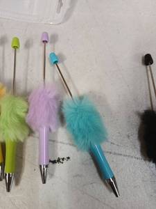 lot 26563 image: Furry Pen Gifts 20pk