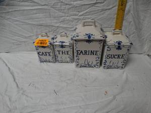 lot 24823 image: Kitchen Canisters