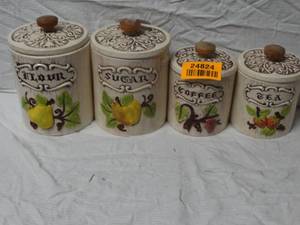 lot 24824 image: Kitchen Canisters
