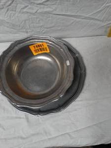 lot 24861 image: Vintage Metal Pan & Bowl